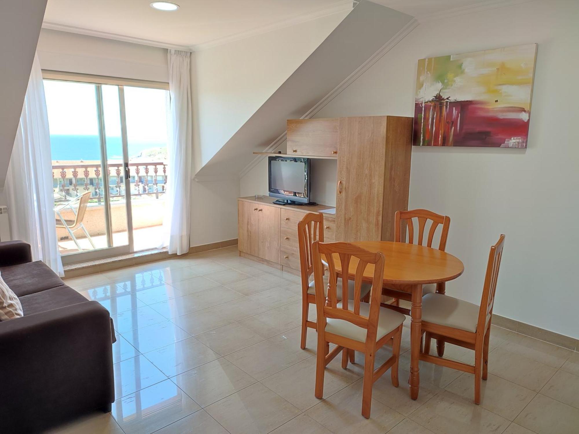 Apartamento de 1 dormitorio con terraza (4 adultos)