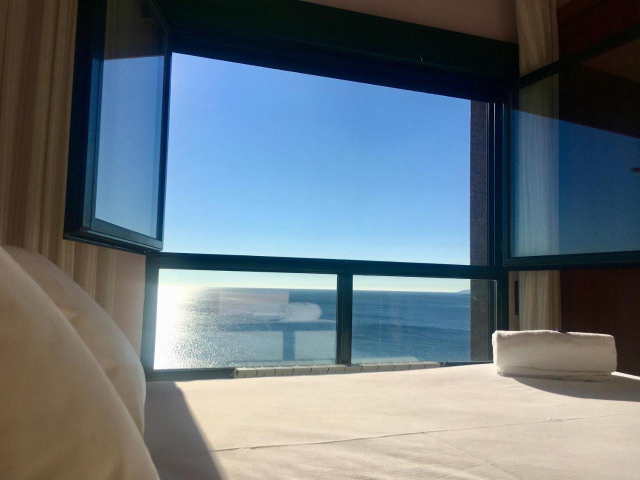 Quarto Duplo Pequeno com Vista Mar